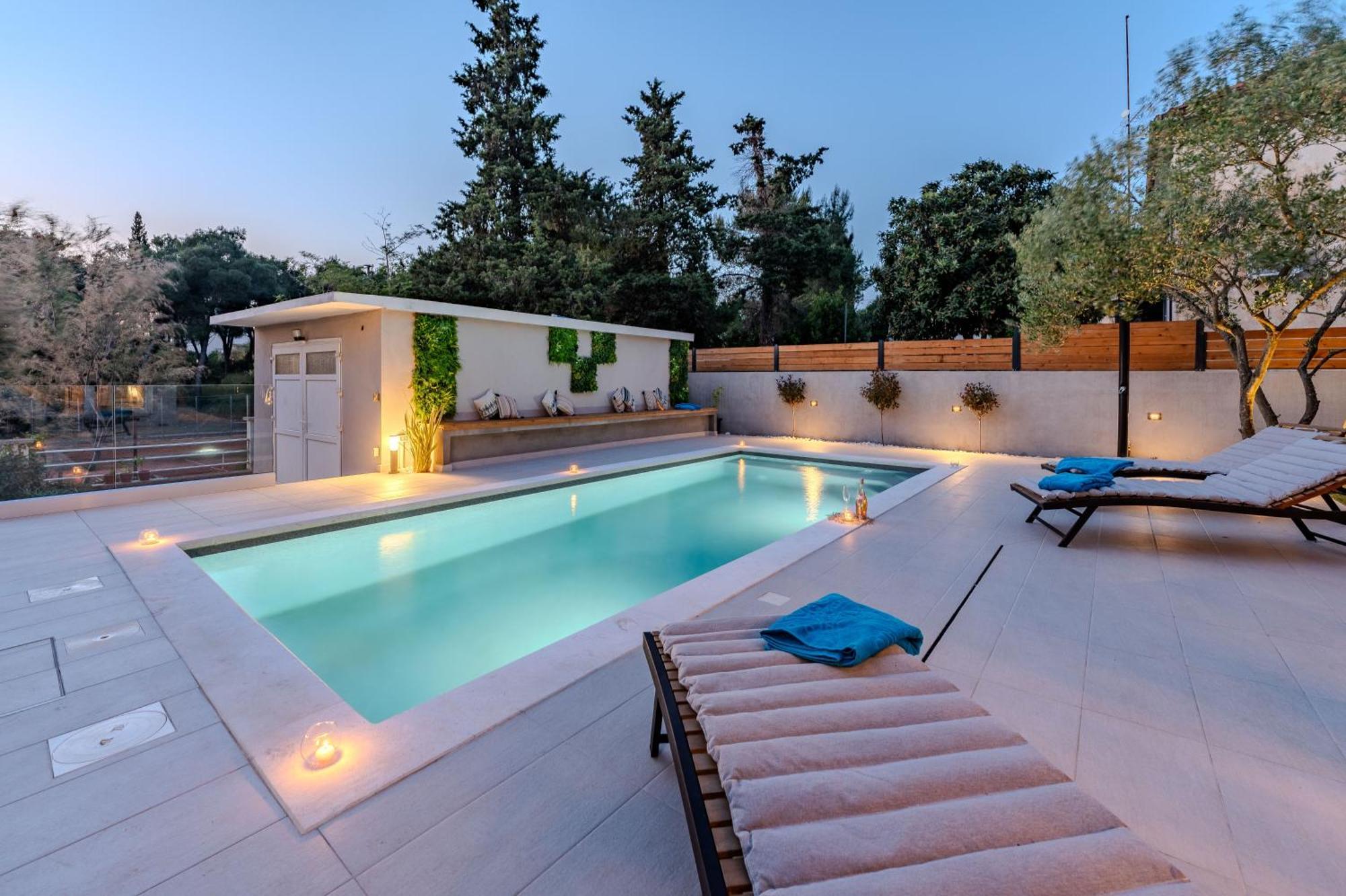 Villa B&D Zadar For The Complete Pleasure Of Vacation !Heated! Private Pool! Green Oasis In The Center Of Zadar, 100M From The Sea 外观 照片