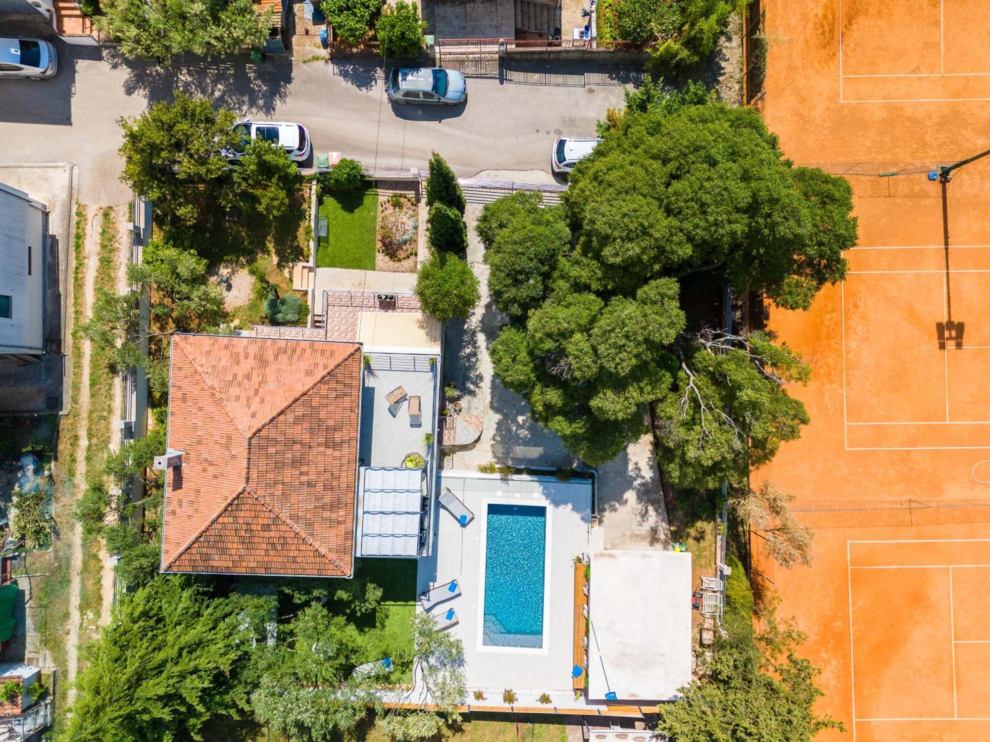 Villa B&D Zadar For The Complete Pleasure Of Vacation !Heated! Private Pool! Green Oasis In The Center Of Zadar, 100M From The Sea 外观 照片